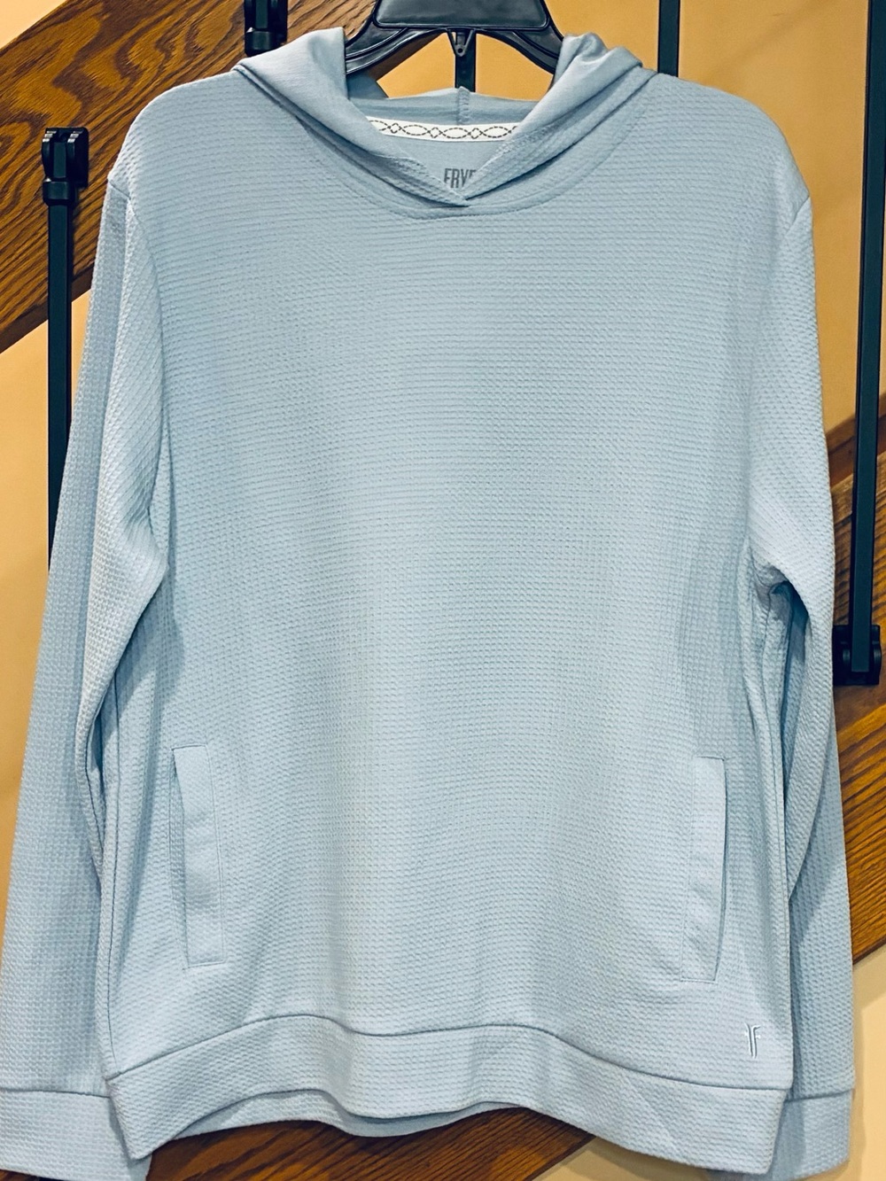 Frye sweatshirt Donegal hooded Waffle Knit Pockets Logo pale Blue gray SZ.M Mens
